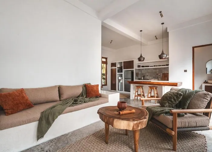 Uluwabi Villa