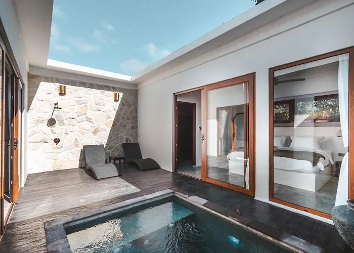 Uluwabi Villa